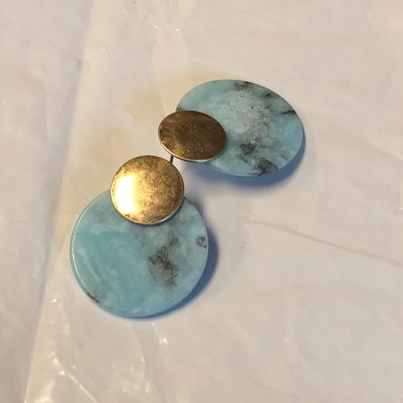Two pairs Brass Acrylic Earring - Picture 4 of 8